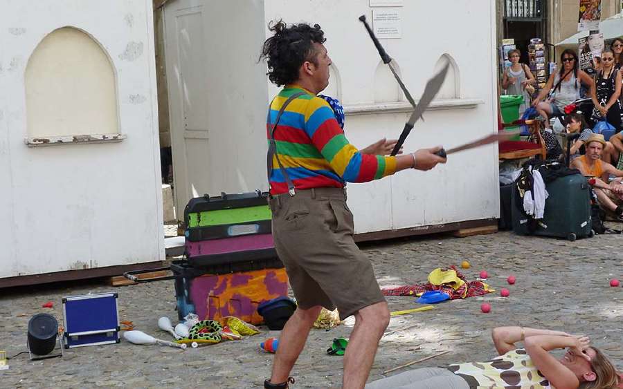 How does a Juggler Juggle?